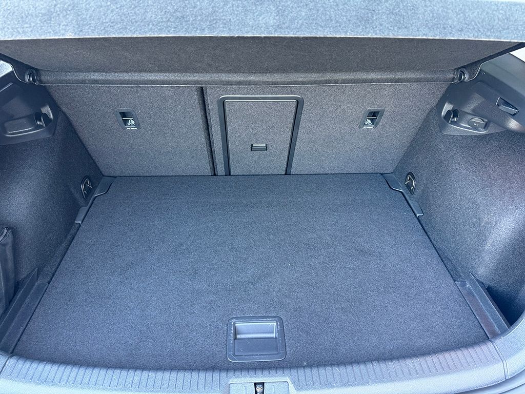 Golf VII 1.5 TSI R-LINE  *LED*NAVI*ACC*