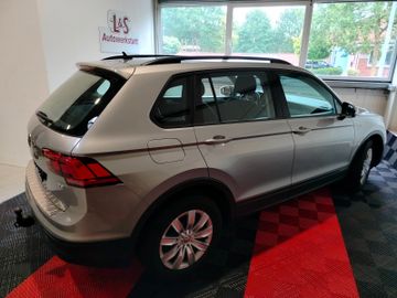Volkswagen Tiguan - 3