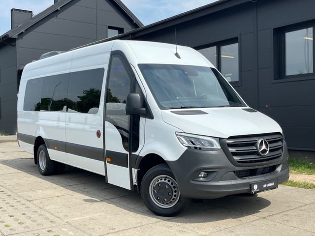 Mercedes-Benz Sprinter 519 / 22+1 Seater   ***IN STOCK***