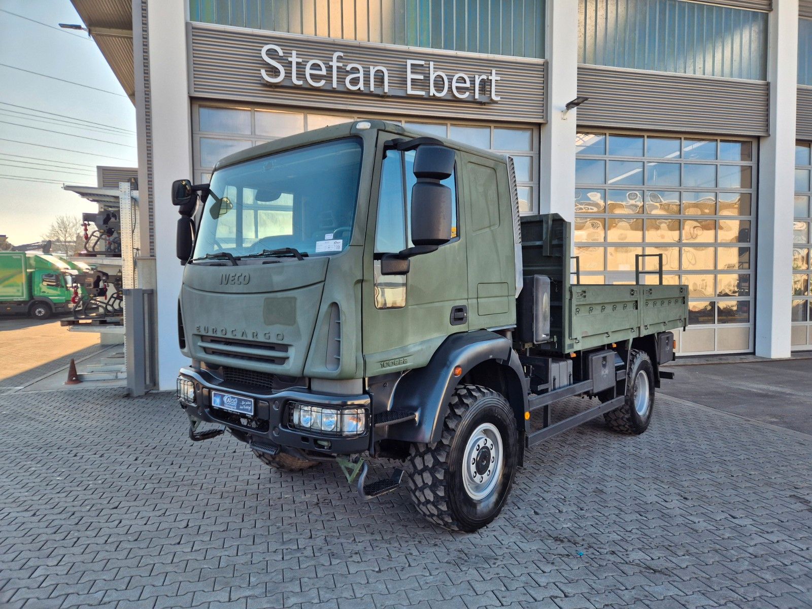 Fahrzeugabbildung Iveco Eurocargo 100E22 4x4 Pritsche