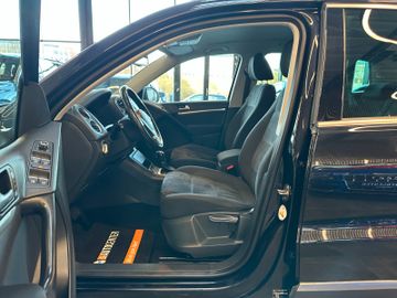 Volkswagen Tiguan Sport & Style 4Motion *BiXenon*Navi*AHK*