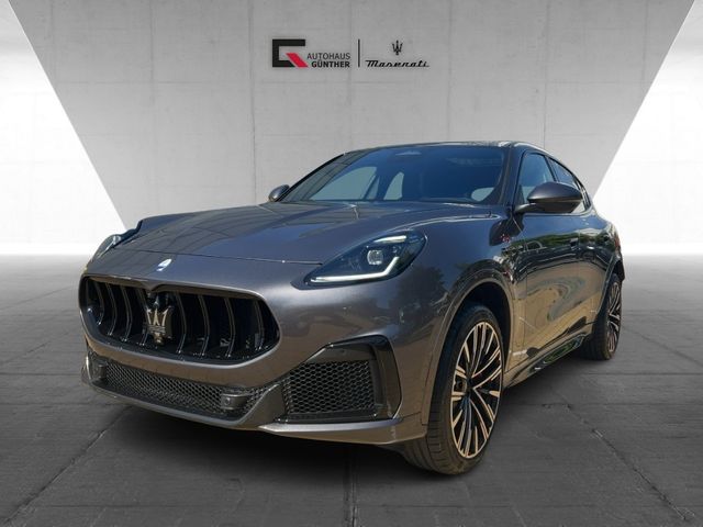Maserati Grecale Trofeo MY25 530PS AWD V6