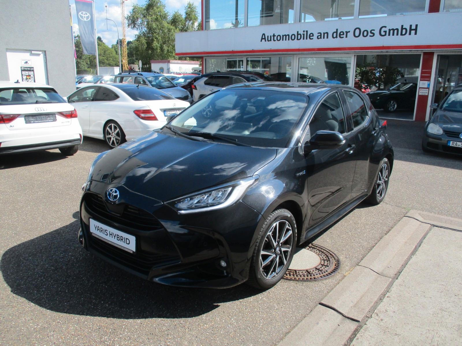 Toyota Yaris Hybrid Club, Kamera, PDC v+h, SHZ, CarPlay