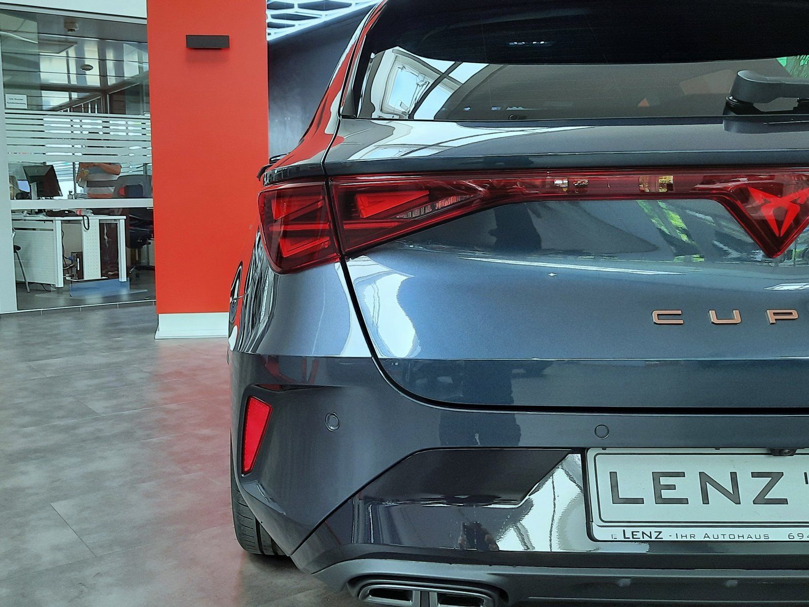 Fahrzeugabbildung CUPRA Leon ST eTSI DSG *AHK*Navi*LED*PDC*Cam*Sitzhzg*