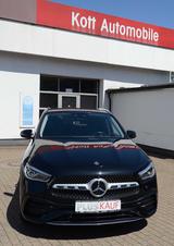 Mercedes-Benz GLA 200 AMG Line - Mercedes-Benz GLA 200 in Oberhausen