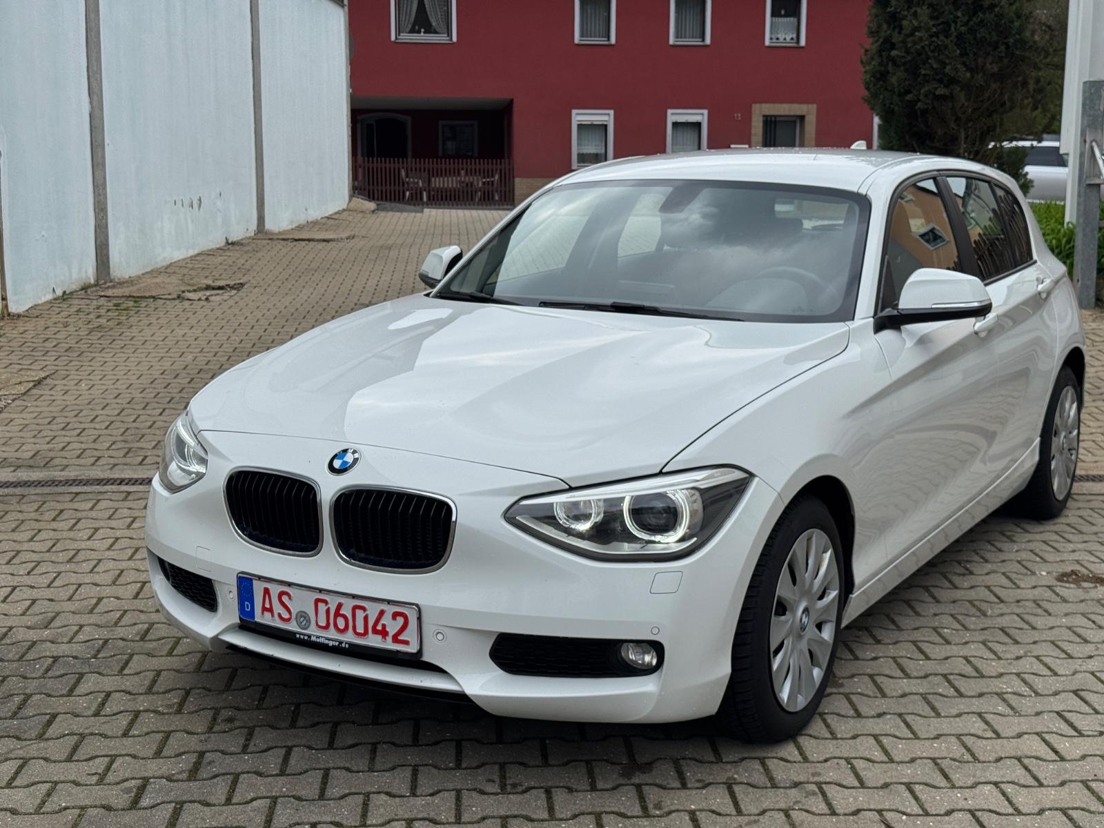 BMW 114 I Led Xenon Navi Klima PDC ALU