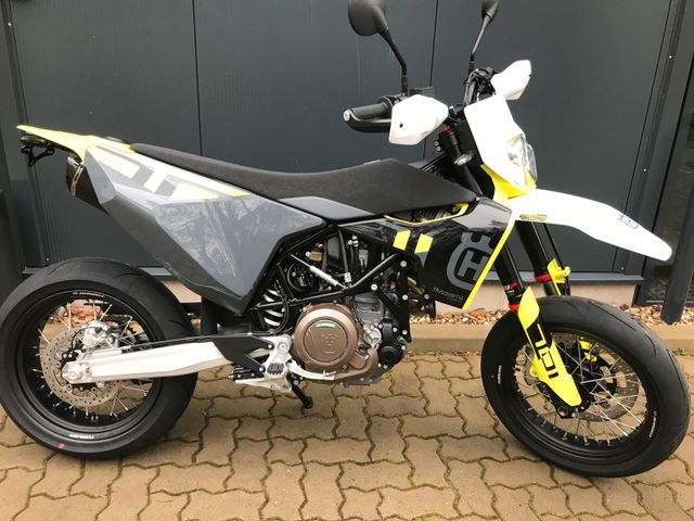 Gebrauchte Husqvarna 701 Supermoto , Baujahr: 2023, 5014 km