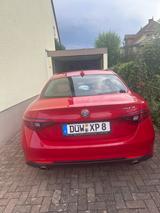 Alfa Romeo Giulia 2.2 Diesel 16V 132 kW AT8 Super Super - Alfa Romeo Giulia aus 2016