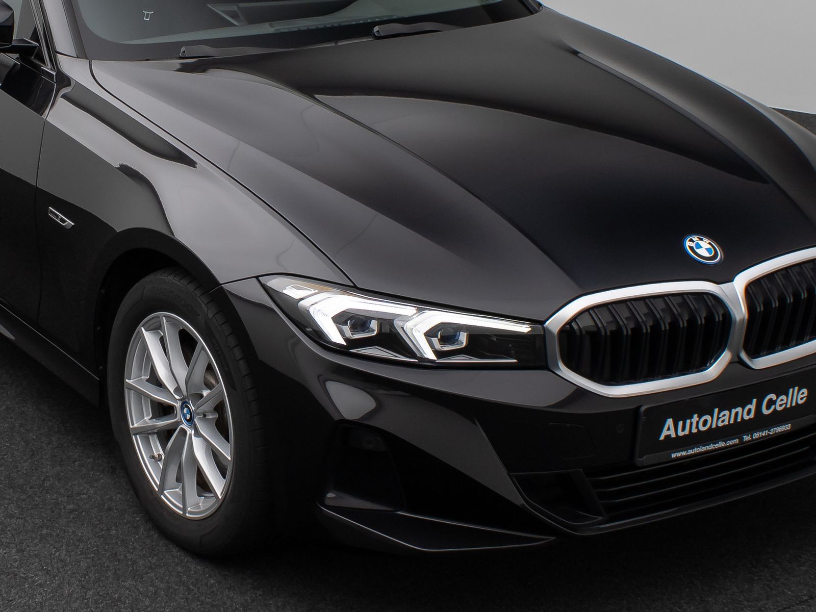 Fahrzeugabbildung BMW 330e DAB CockPit+ PDC LED Geschwindigkeitsreg