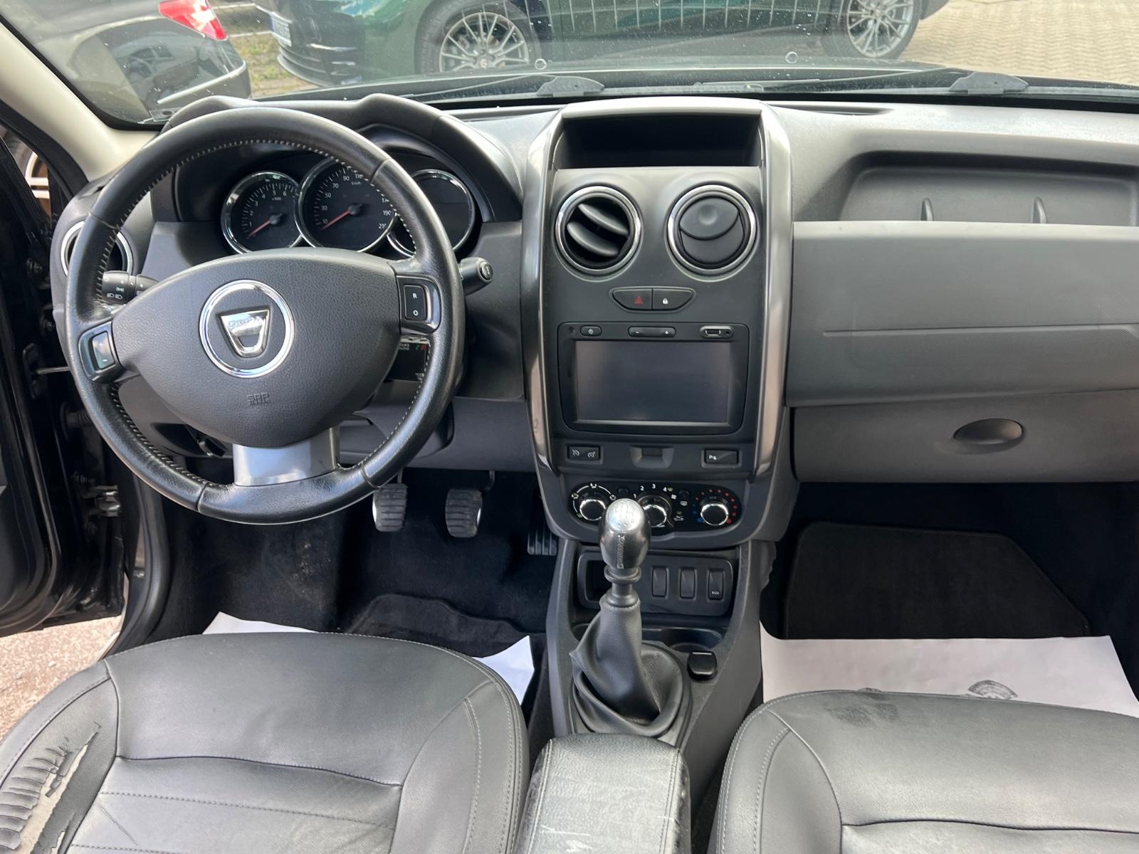Dacia Duster 2014 — photo 12