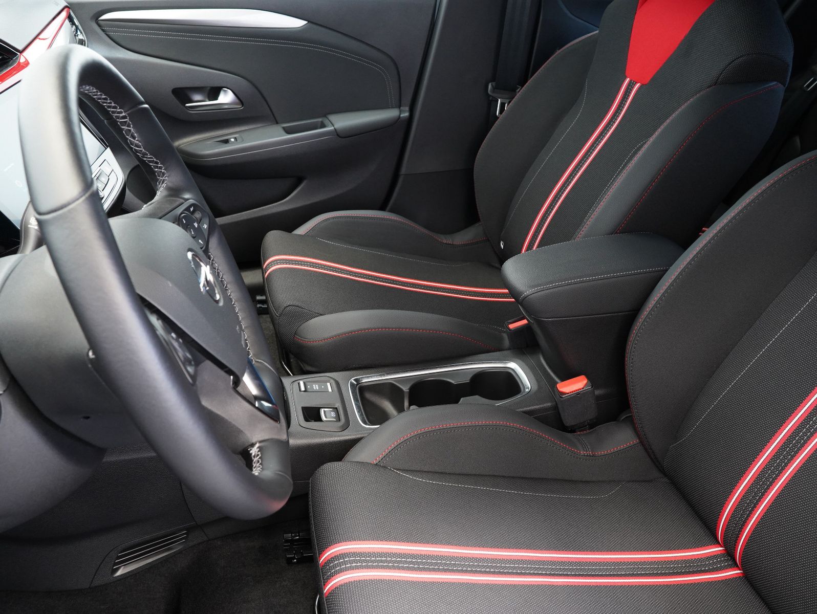 Fahrzeugabbildung Opel Corsa F e GS Line NAVI/KAMERA/11KW/SOH