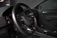 SKODA Karoq Sportline*LED*DAB*Kamera*Unfallfrei