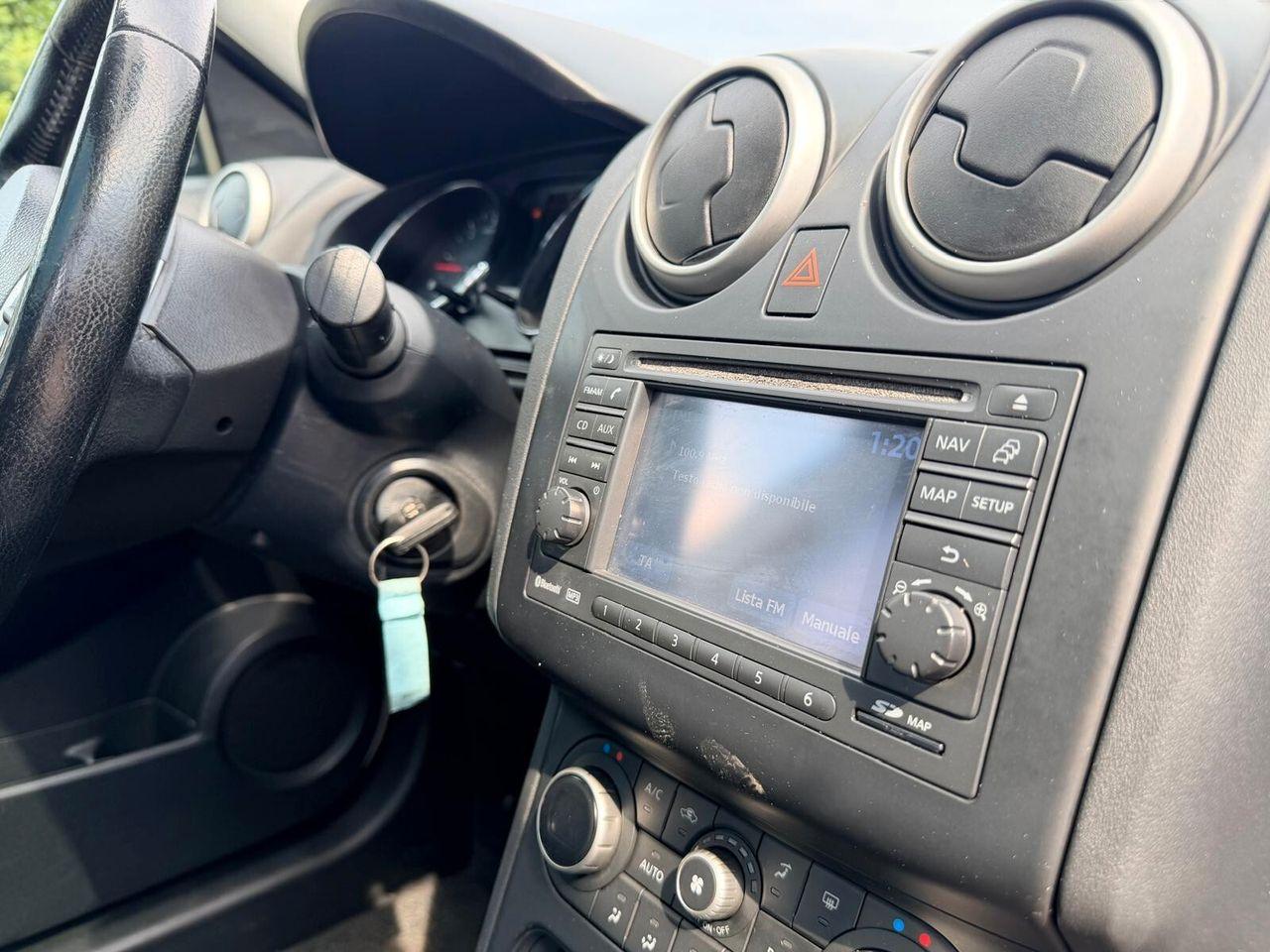 Nissan Qashqai+2 2011 — photo 14