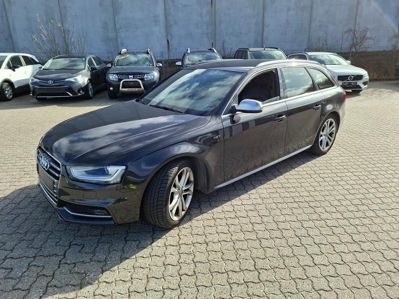 Audi S4 Avant 3.0 TFSI quattro
