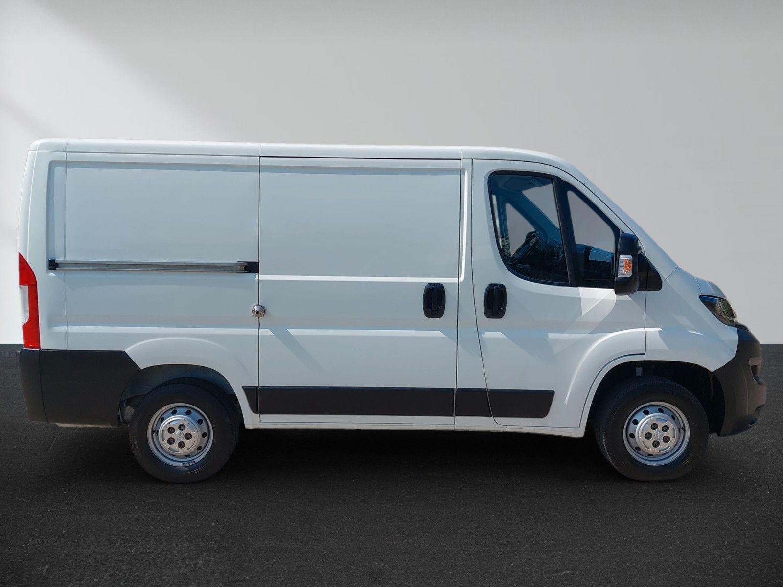 Peugeot BOXER KASTEN330 L1H1 START&STOP KAMERA BLUETOOTH – Bild 3