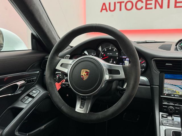 Porsche 911 Turbo 991 Coupe°Sport -Chrono°BOSE°PCM°PDLS°