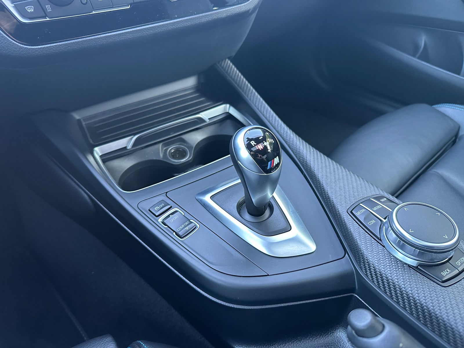 Fahrzeugabbildung BMW M2 F87 LCI DKG+CARPLAY+KAMERA+KEYLESS+HiFi