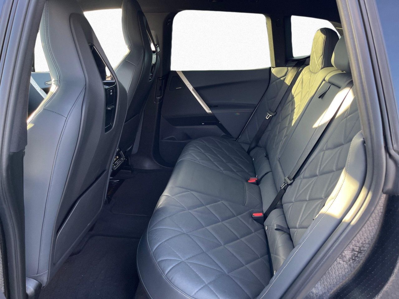BMW iX - Bild 11