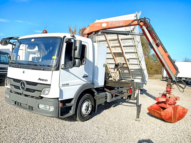 Mercedes-Benz Atego 1318N Kipper Crane HDS Fassi F95