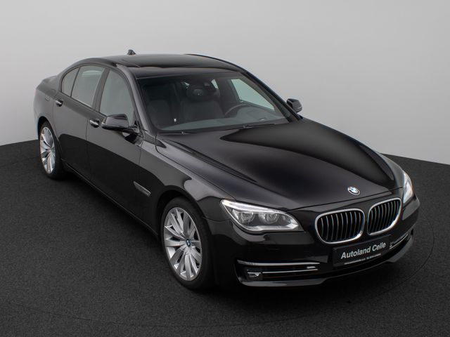 Foto Nummer 3: BMW 740d