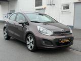 Kia Rio 1.4 Spirit *Klima*Kamera*Navi*TÜV* - Kia Rio: Limousine