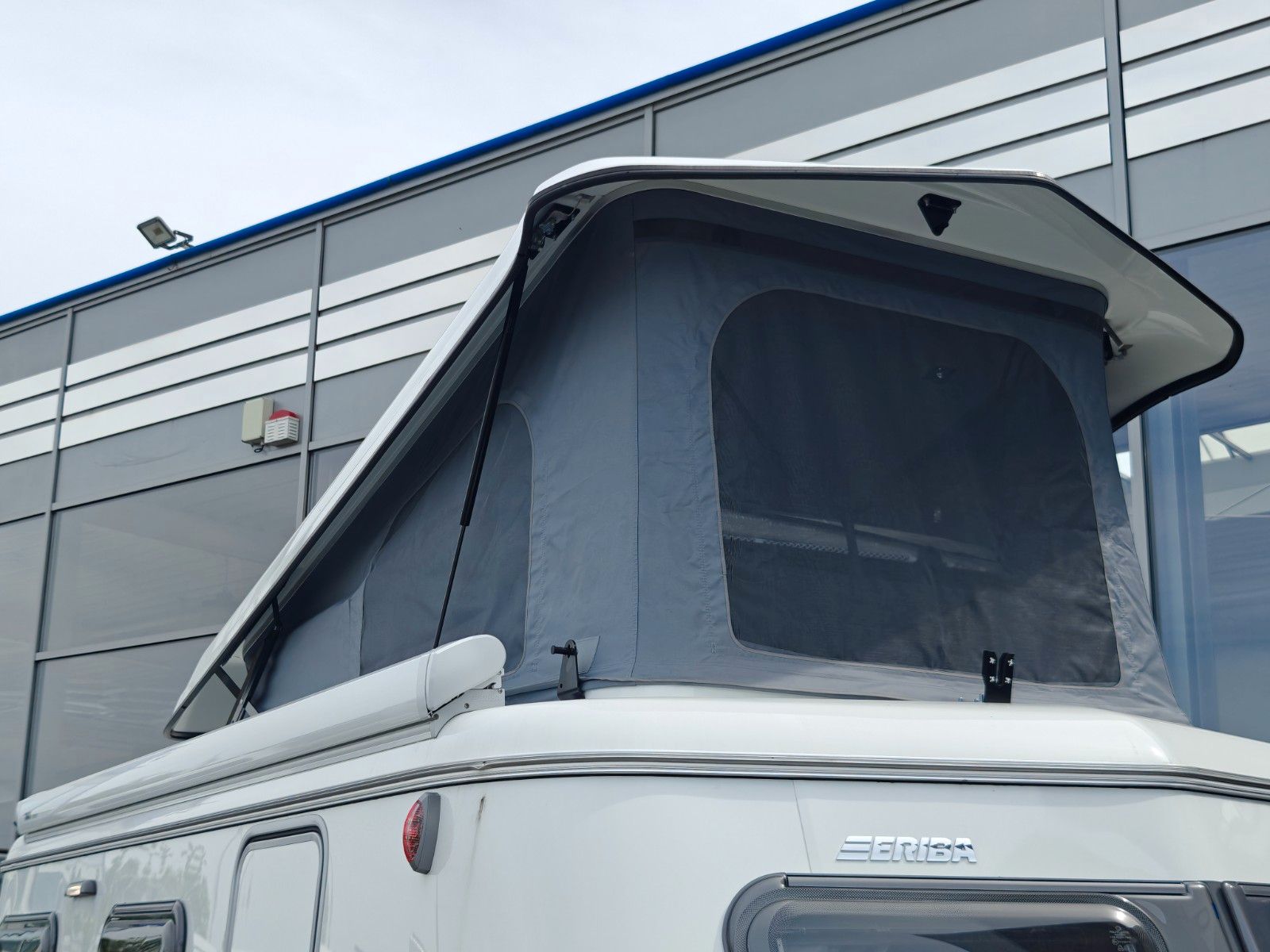 Fahrzeugabbildung HYMER / ERIBA / HYMERCAR Touring 630 Nugget Gold SD - JETZT 5.404€ SPAREN