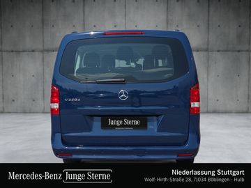 Mercedes V 220 - 8