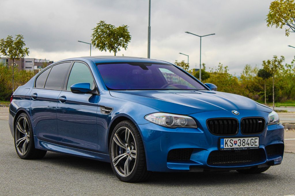 BMW M5