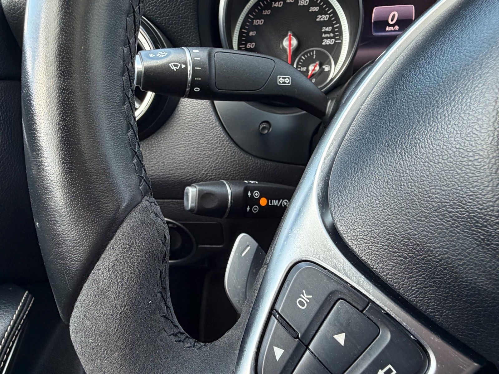 Mercedes-Benz CLA 200 AMG Edition PANO KAMERA LED Ambiente foto 18