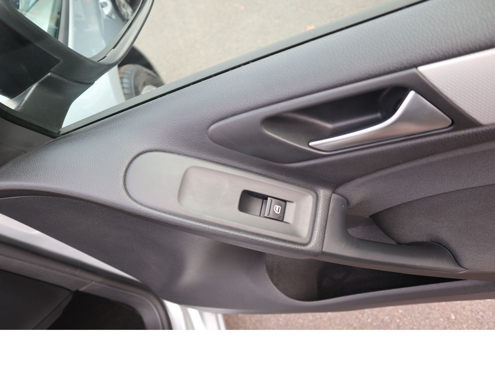 Fahrzeugabbildung Volkswagen Golf Match BlueMotion 1hd Navi Scheckheftgepfleg