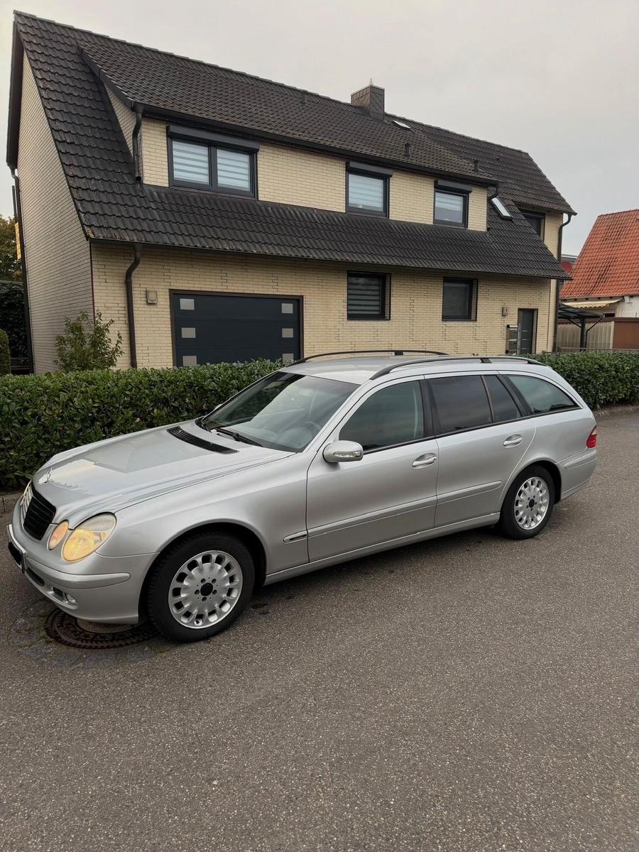 Mercedes-Benz 220 2004 — vehicle for AFU Ukraine