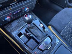 Fahrzeugabbildung Audi RS6 Speed Edition 1/100 CERAMIC B&O AKRAPOVIC