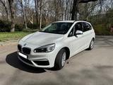 BMW 218d Active Tourer LED | Navi | Kamera | SHZ