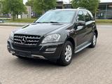 Mercedes-Benz ML 300 CDI GRAND EDITION  BlueEfficiency 4Matic - Mercedes-Benz Ml grand edition