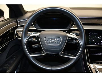 Audi A8 - 5