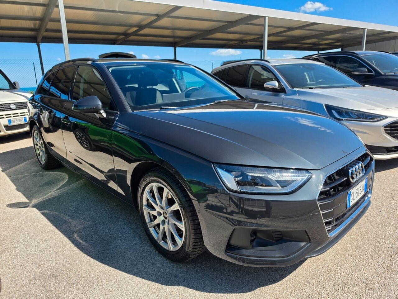 Audi A4 Avant 35 TDI/163 CV S tronic Business Ad imagem 3