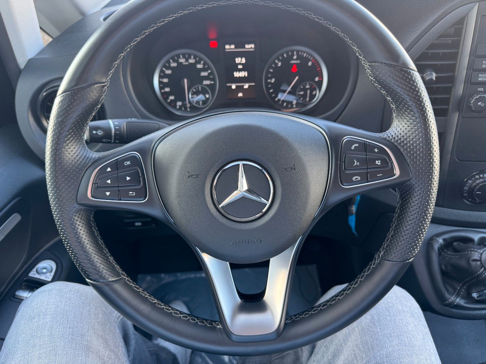 Fahrzeugabbildung Mercedes-Benz Vito 116 CDI Extral Klima Kamera Audio40