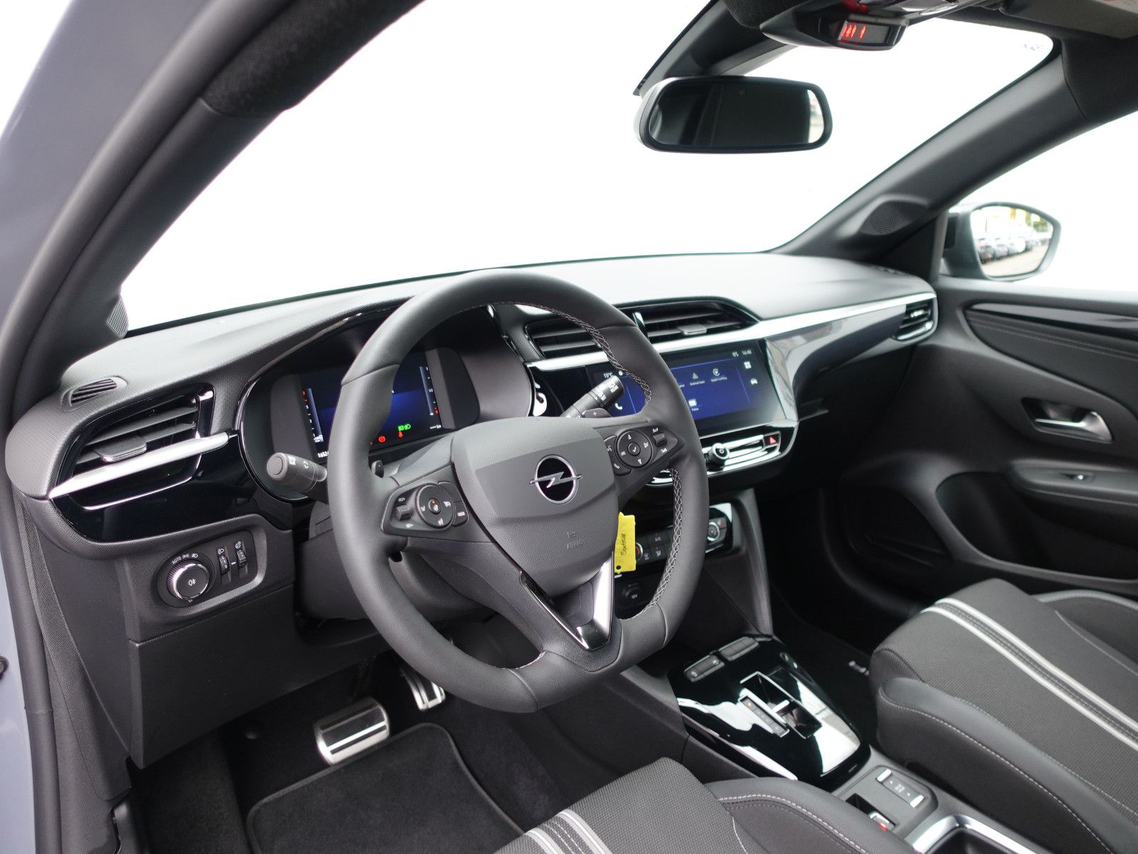 Fahrzeugabbildung Opel Corsa 1.2Turbo GS Automatik - SHZ,PDC,Allwetter