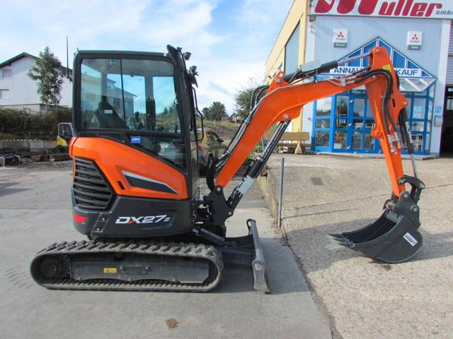 Doosan DX 27 Z Minibagger 29.900 EUR / Bobcat E27 Z DX2