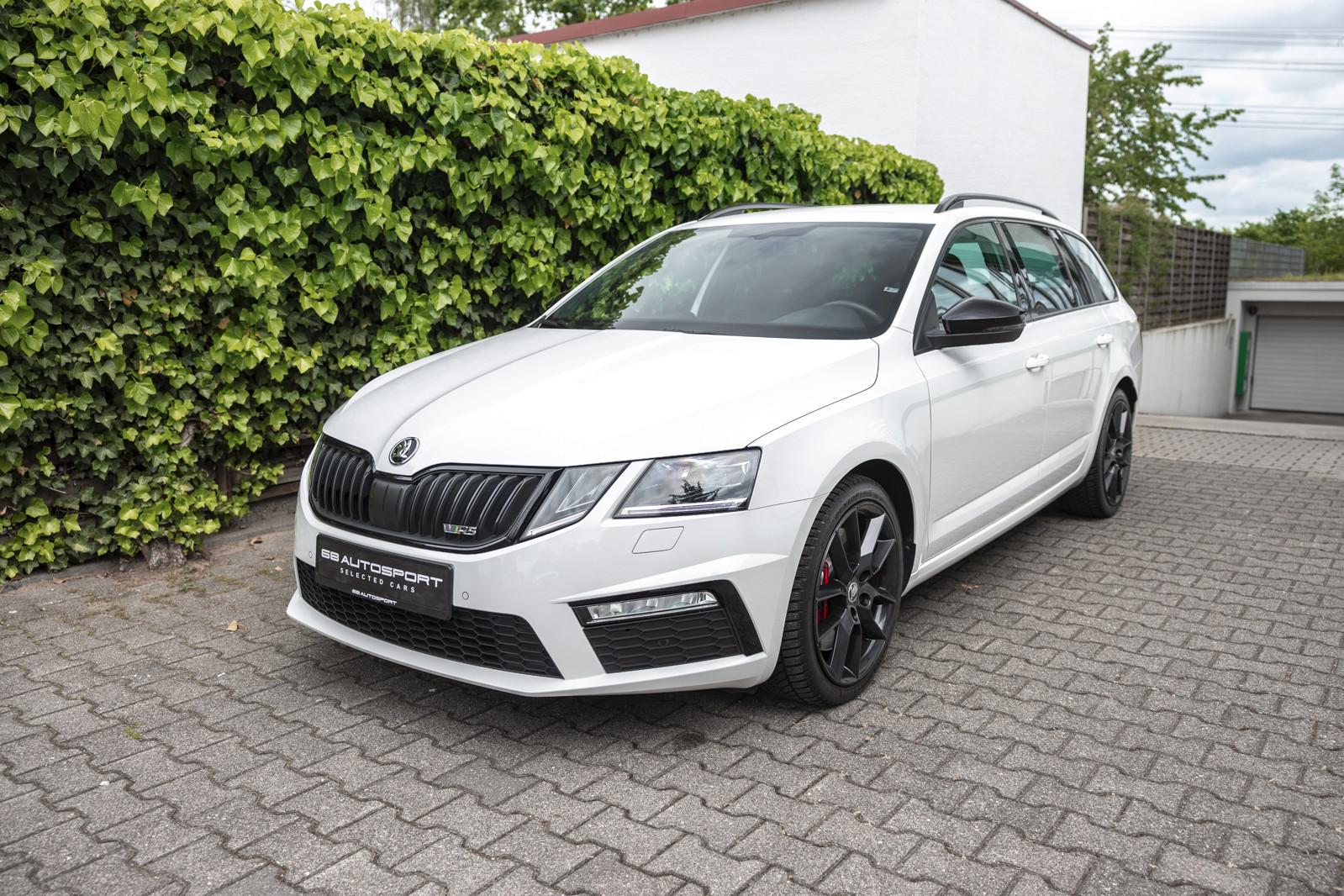Skoda RS CHALLENGE DSG+KAMERA+KEYLESS+CANTON+ACC