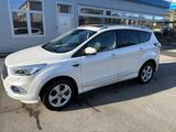 Ford Kuga 1,5 EcoBoost 4x4 129kW Vignale Autom. V... - Ford Kuga: Standheizung