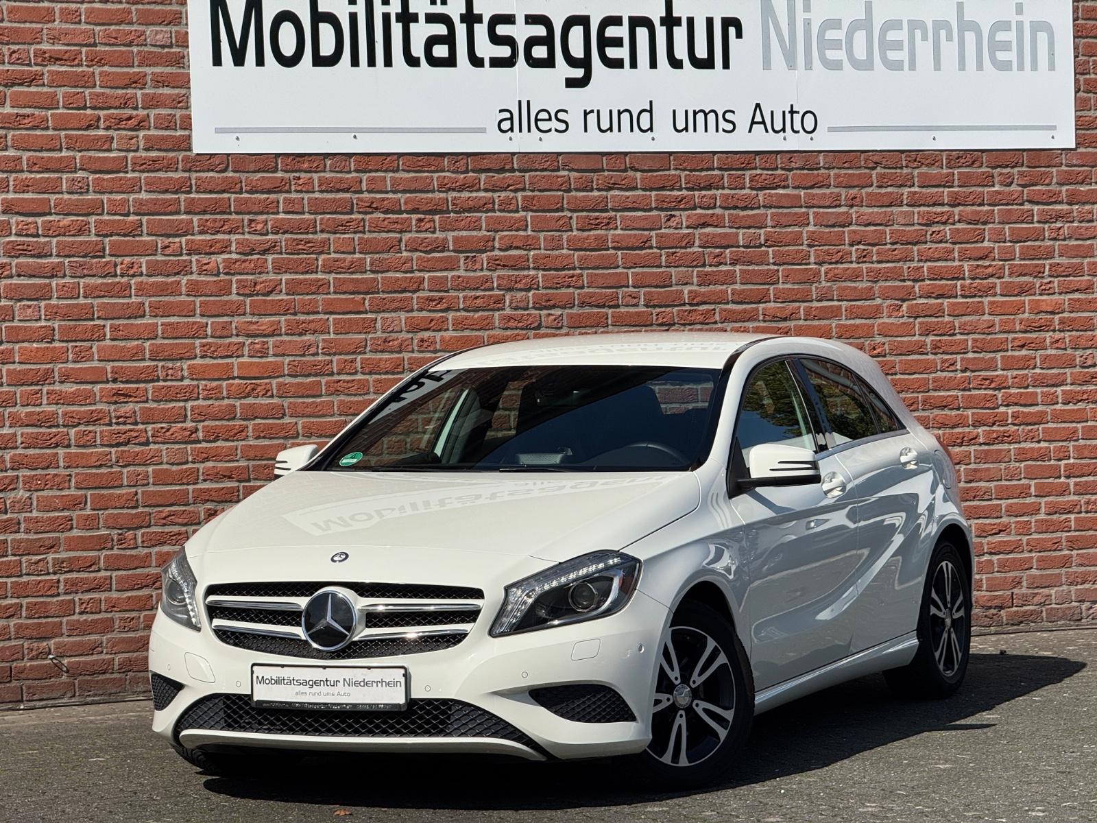 Mercedes-Benz A 180 *Bi-XENON*NAVI*SHZ*PDC*AHK*TOP ZUSTAND*