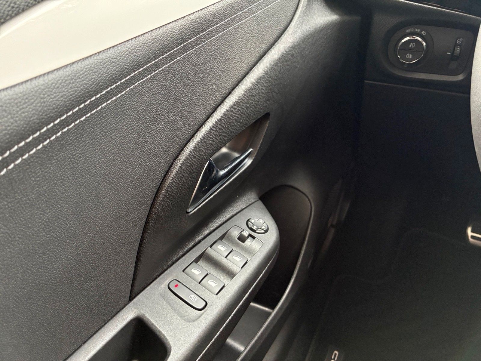 Fahrzeugabbildung Opel Corsa F GS 100PS Automatik/Kamera/Navi!