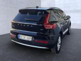 Volvo XC 40 Core 2WD Bluetooth Navi LED Klima - Volvo XC40 in Stuttgart