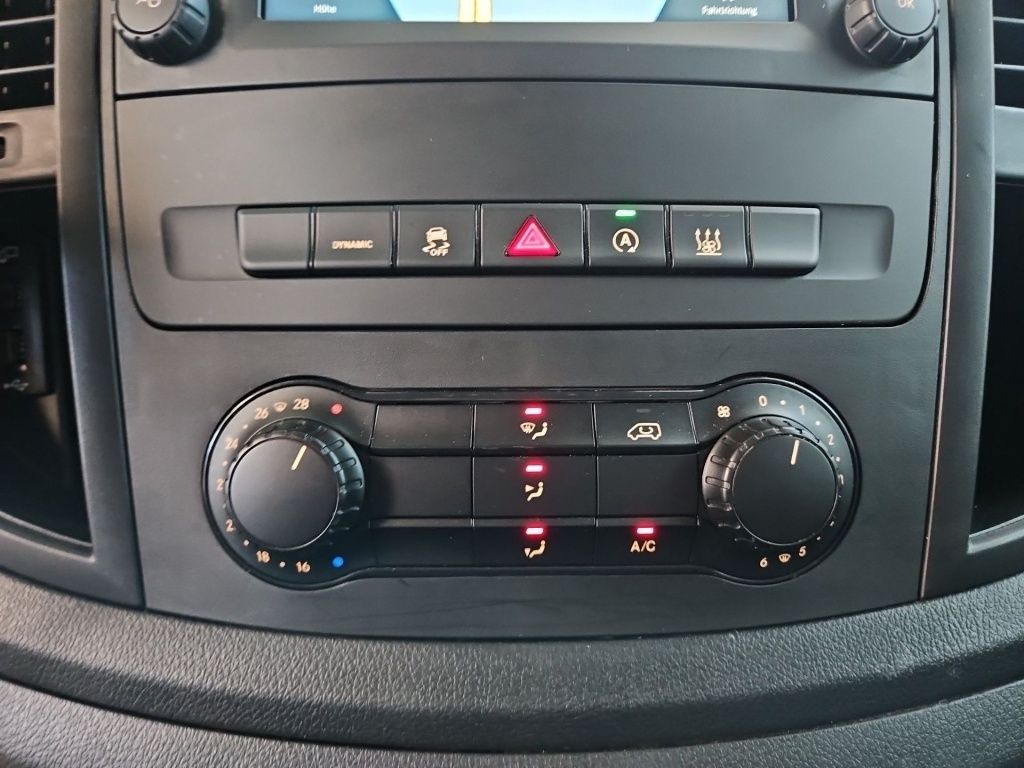 Fahrzeugabbildung Mercedes-Benz Vito 114 Kasten extralang LED-ILS AHK 2xST SHZ