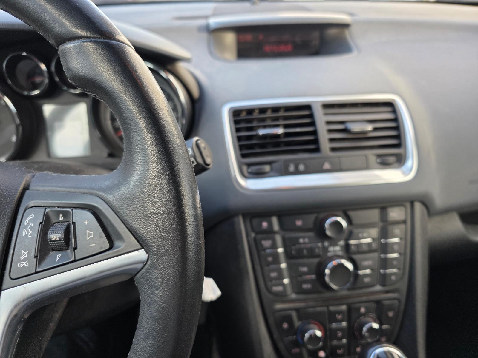 Opel Meriva 2011 — photo 11