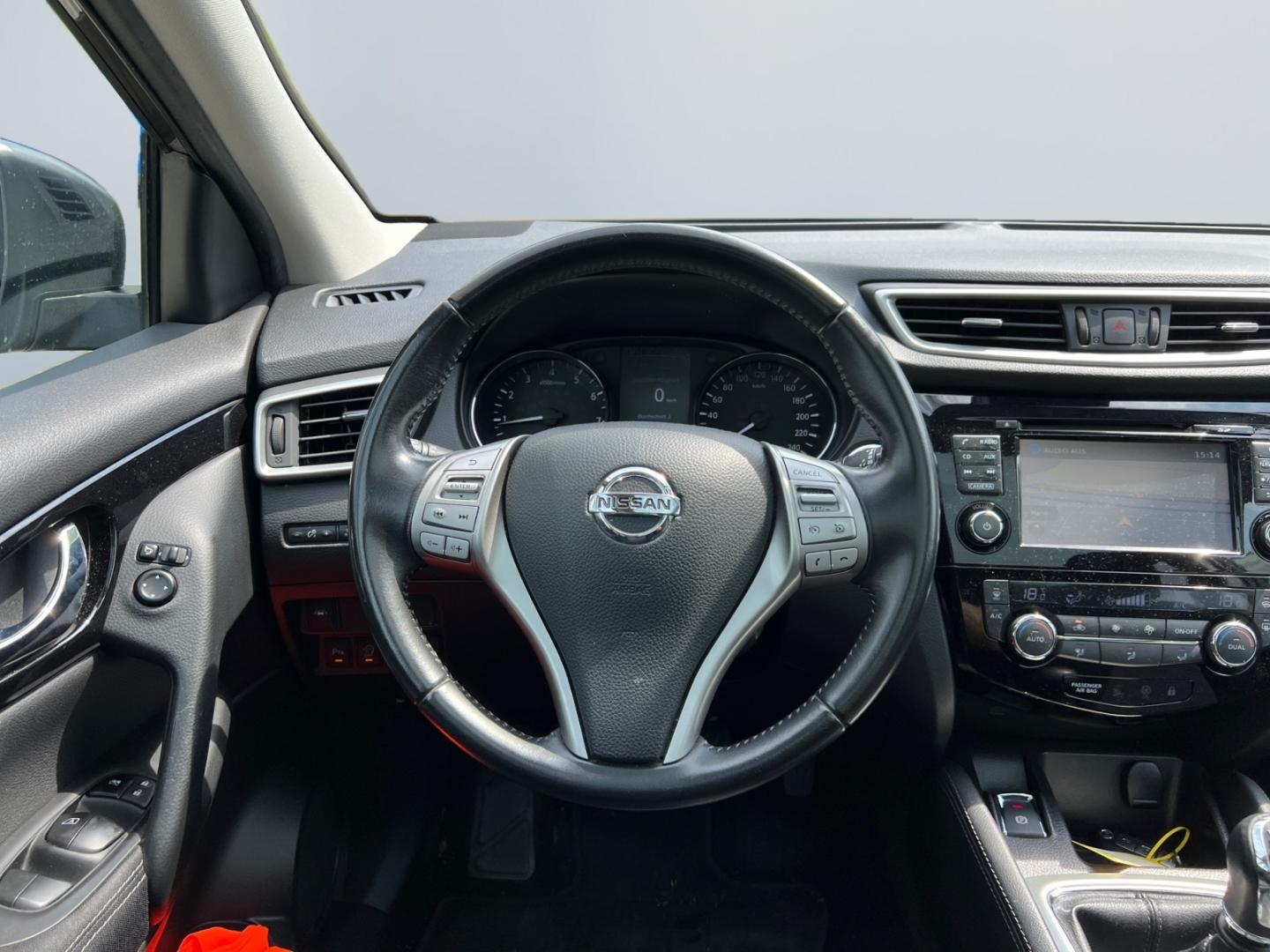 Nissan Qashqai 1.2 DIG-T N-Connecta *360°*NAVI*SHZ*PDC*