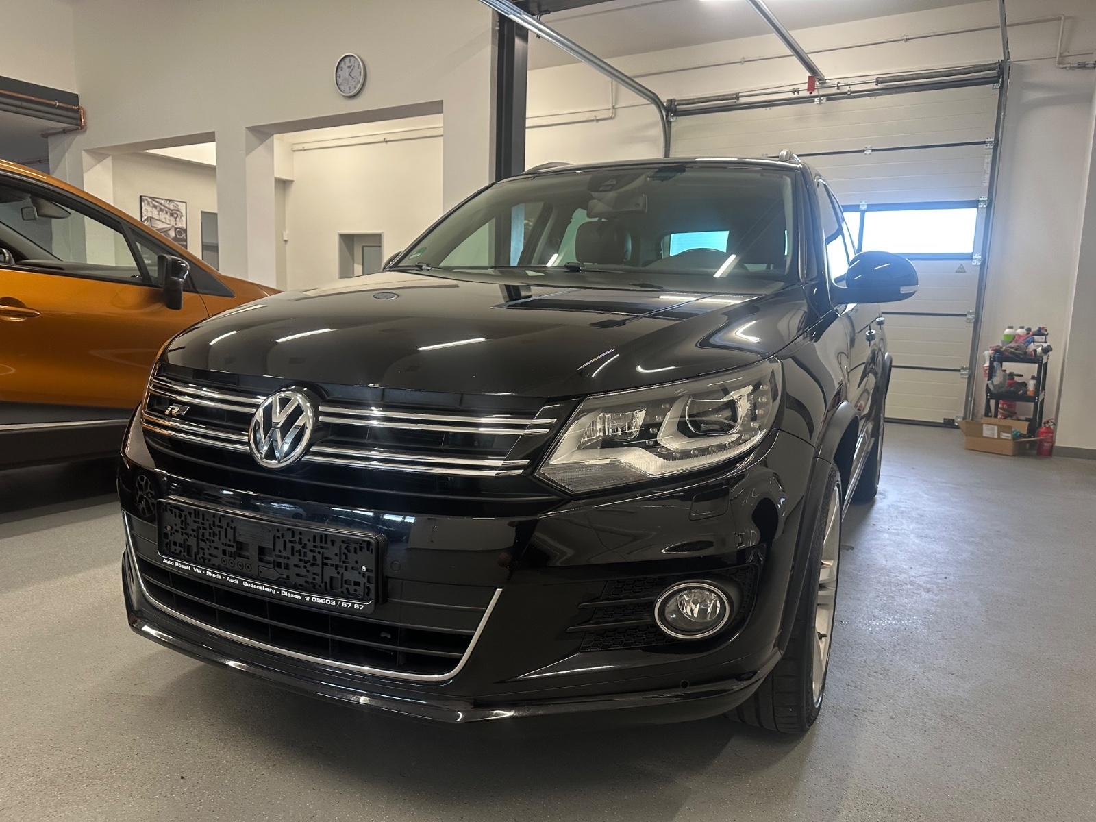 Volkswagen Tiguan Sport & Style R-Line 4Motion DSG