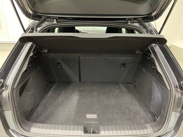 A3 Sportback S-line 35 1.5 TFSI MHEV ACC SHZ LED