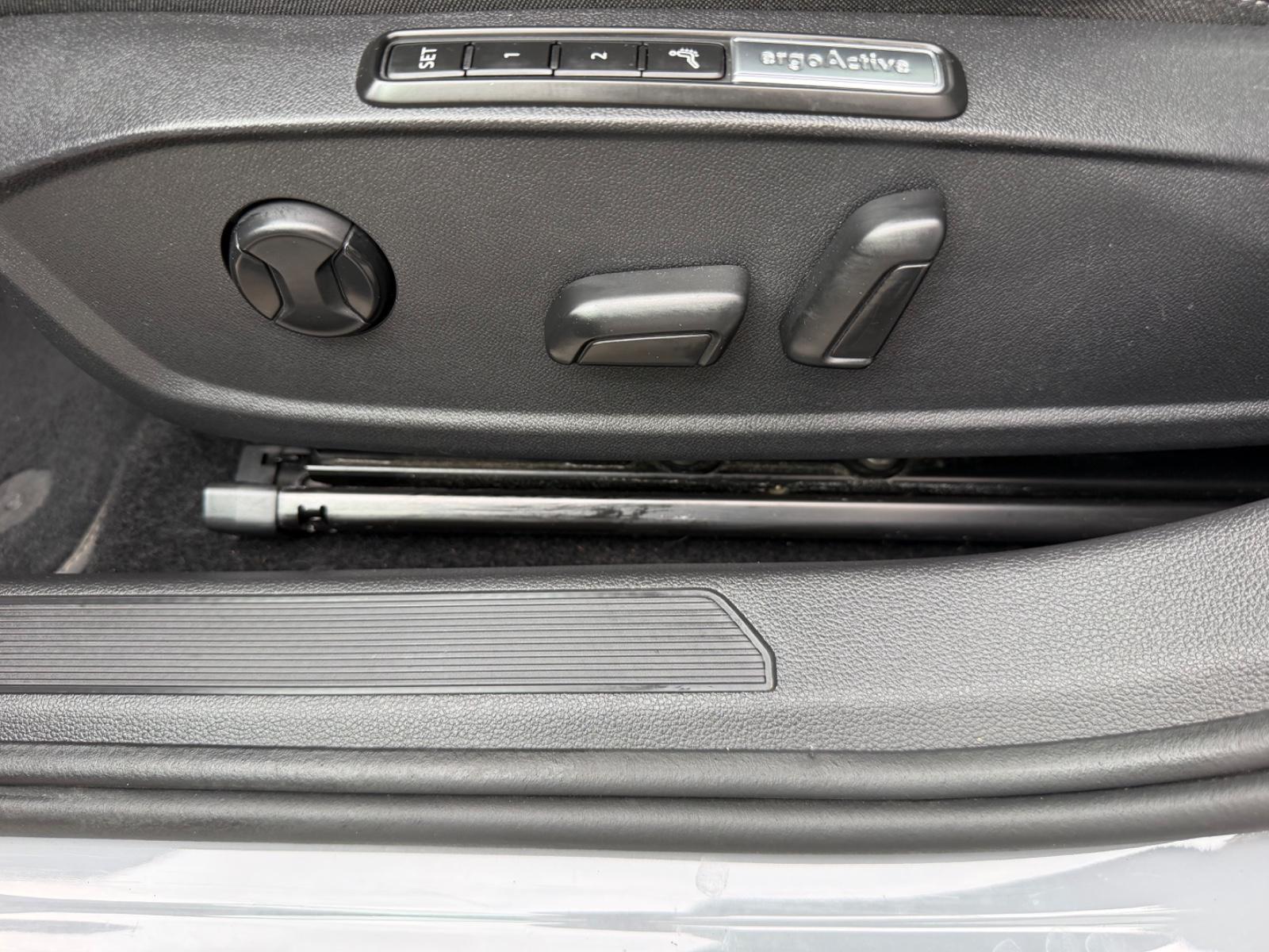 Volkswagen Golf VIII Lim. 1.5 TSI Style/AHK/ACC/Panorama, миниатюра 15